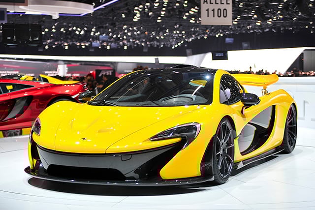 RENN-3-2-brands-mclaren-1-1